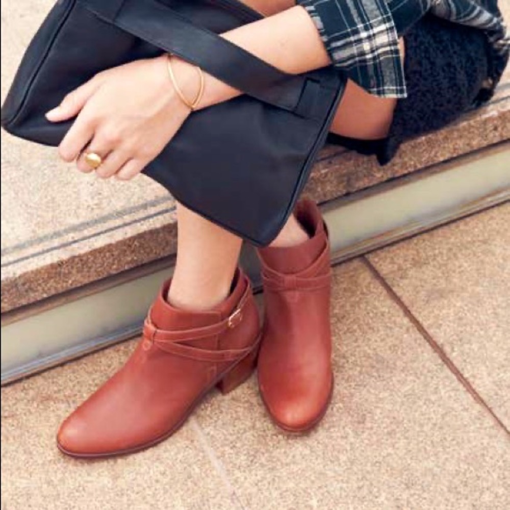 Sezane Montana Ankle Wrap Boots 6M - Picture 10 of 11